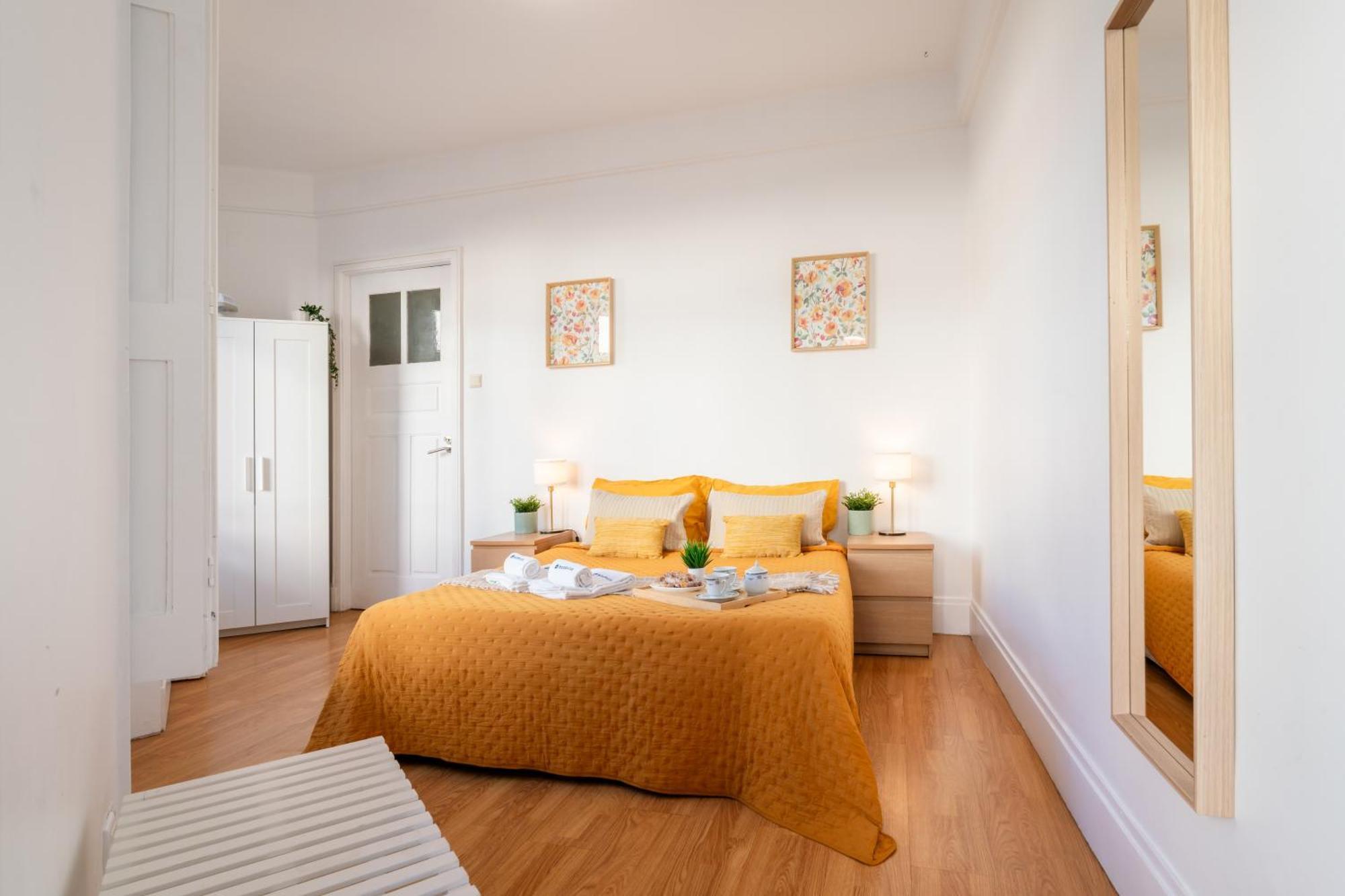 Host Wise - Spacious Comfortable Apartment - Balcony Porto Exterior photo
