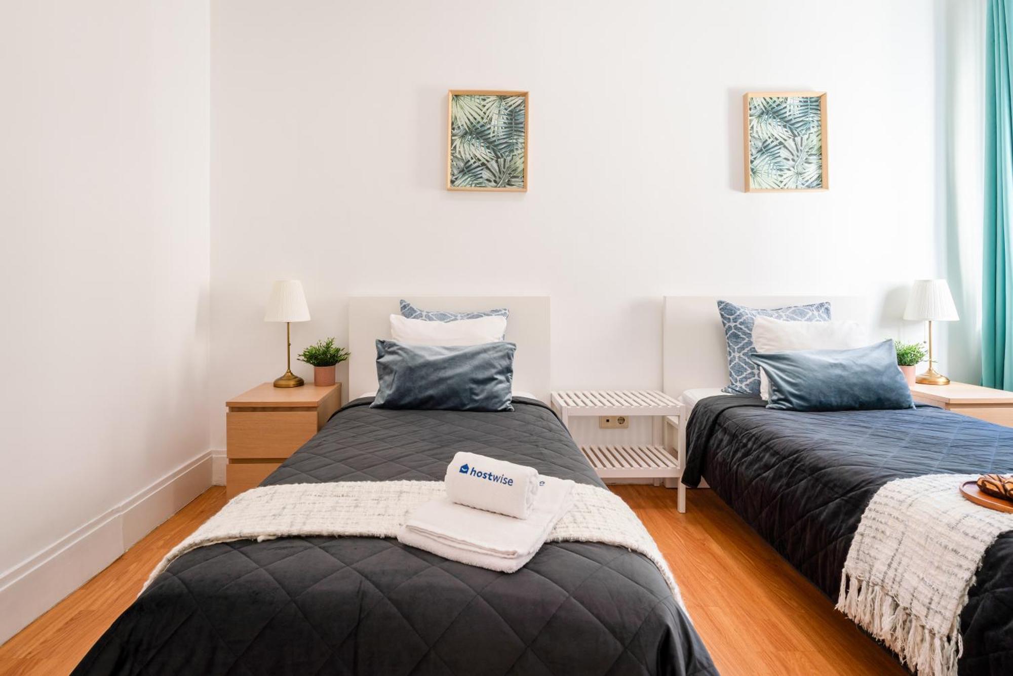 Host Wise - Spacious Comfortable Apartment - Balcony Porto Exterior photo