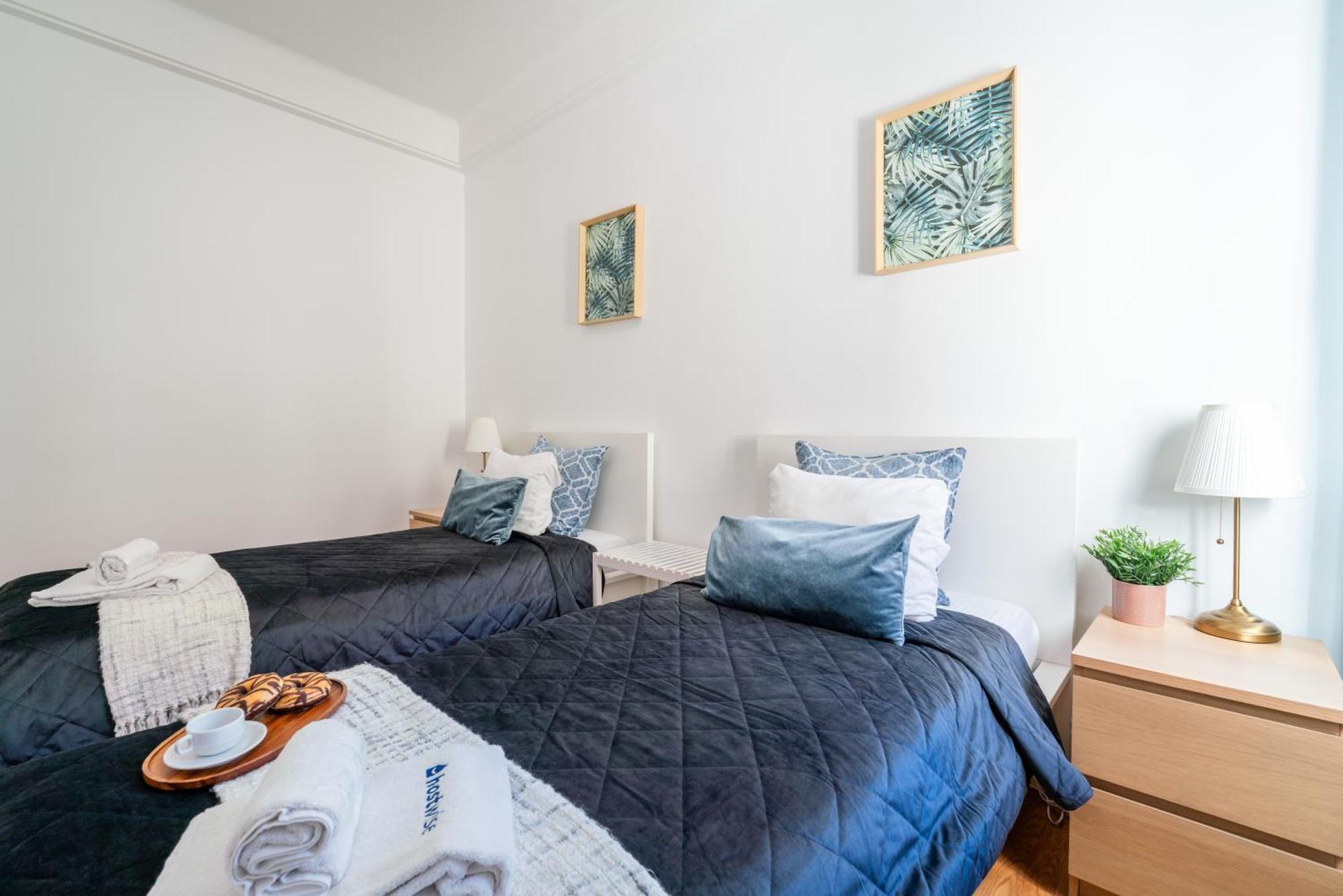 Host Wise - Spacious Comfortable Apartment - Balcony Porto Exterior photo