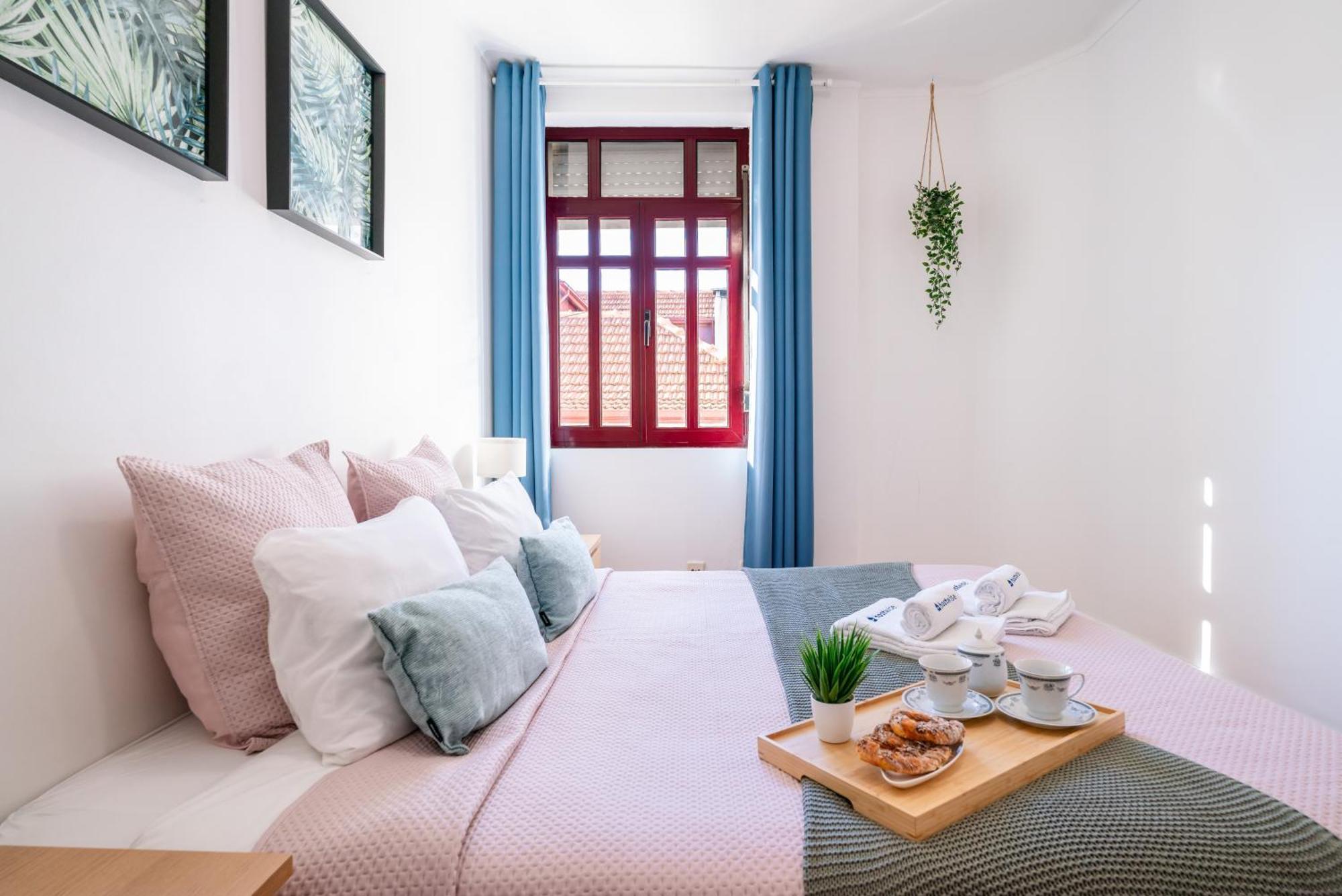 Host Wise - Spacious Comfortable Apartment - Balcony Porto Exterior photo